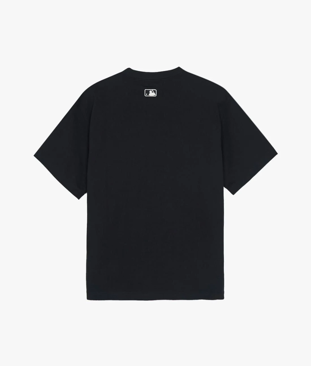 Áo Thun MLB LA Dodgers Lettering Logo Point Semi-Overfit Short-Sleeved Màu Đen - góc khác