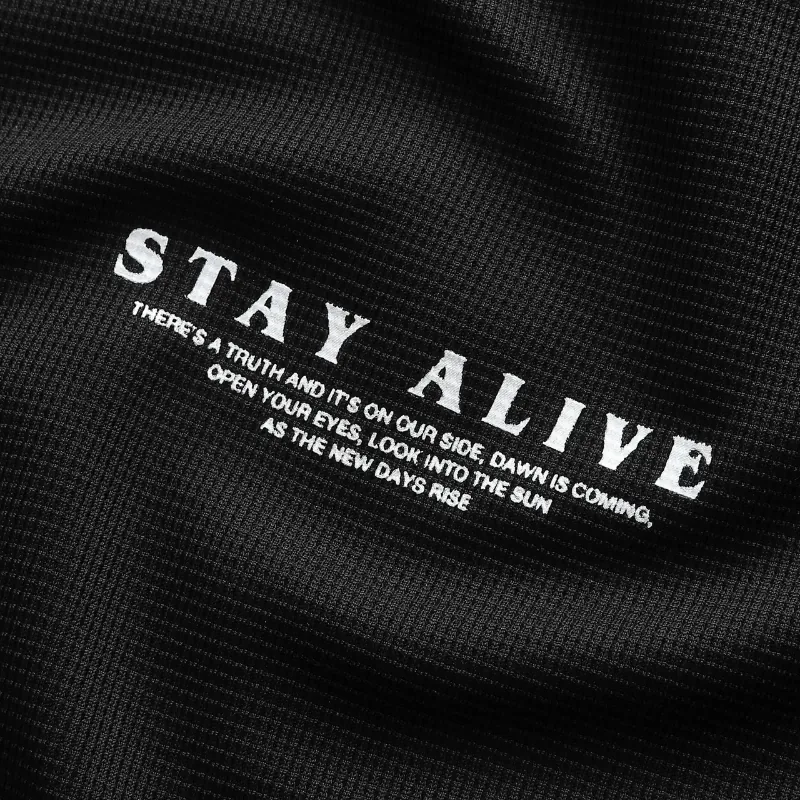 Áo Thun Nam Cổ Tròn Thiết Kế Cao Cấp Stay Alive Chất Tổ Ong From Regular Fit Màu Đen - Ảnh chi tiết 3