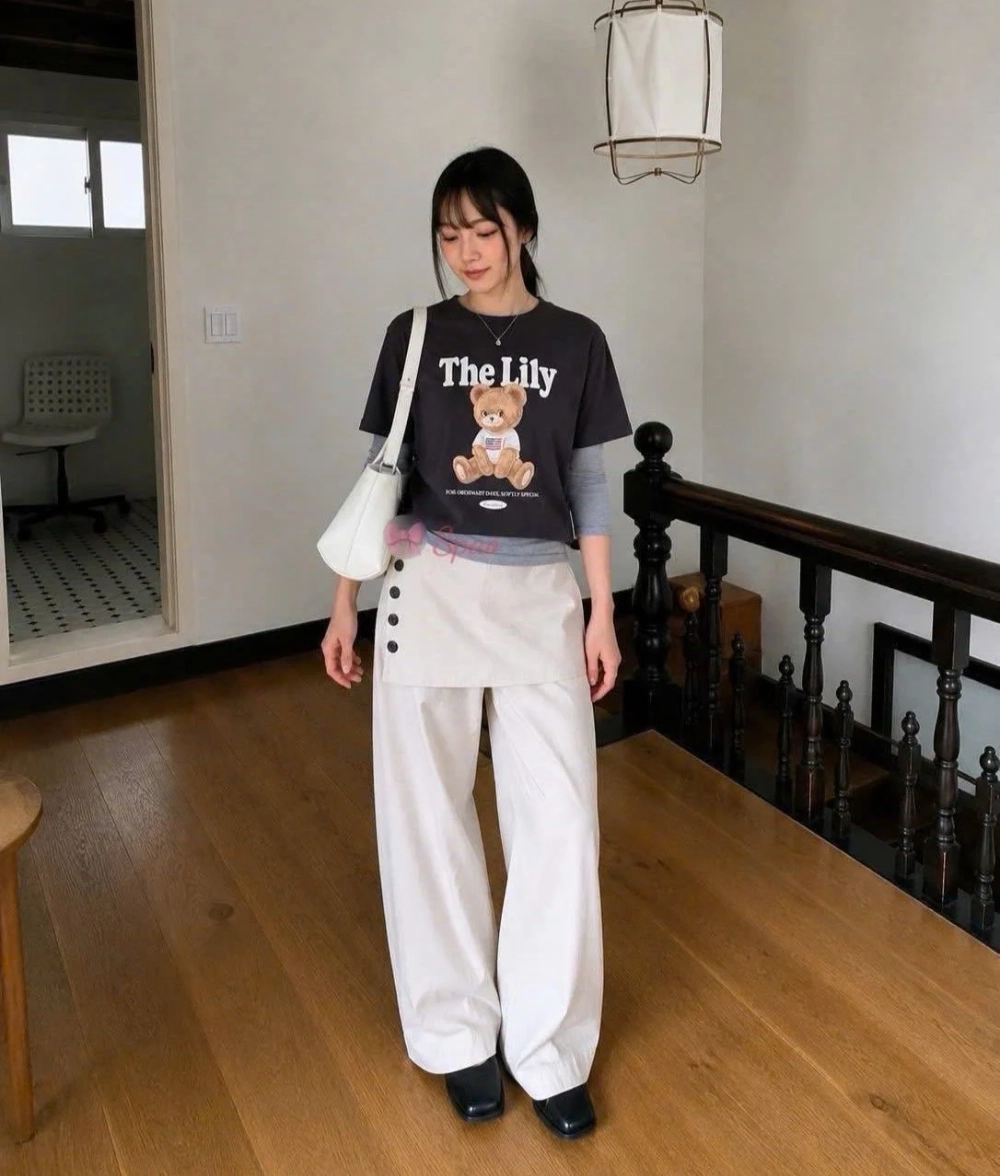 Áo Thun Nữ Spao The Lily Màu Than Chì - Ảnh chi tiết 1