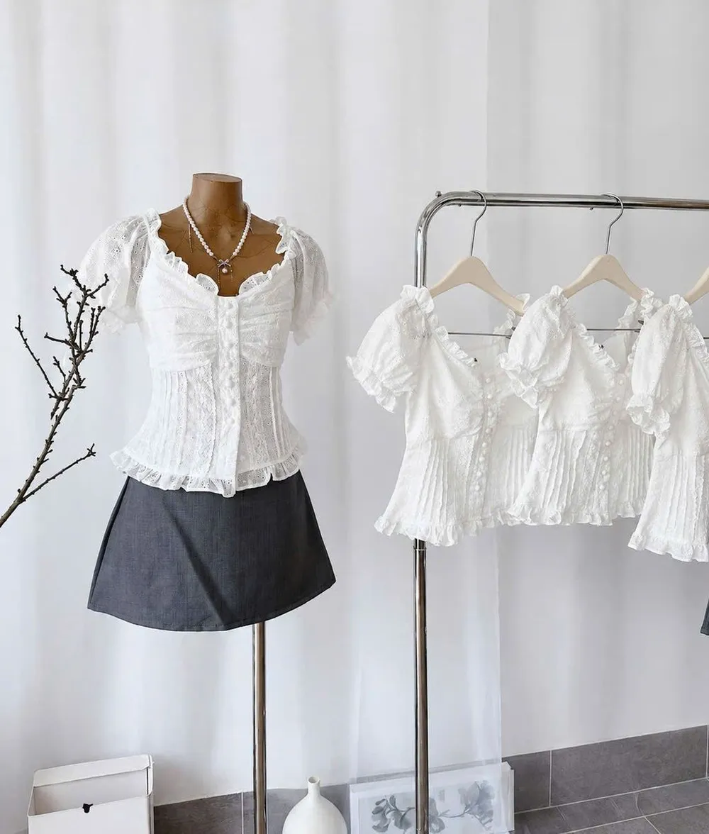 Áo Babydoll Ren Trắng Cổ Tim Tiểu Thư Nhún Ngực Tay Phồng Hàn Quốc - Ảnh chi tiết 2