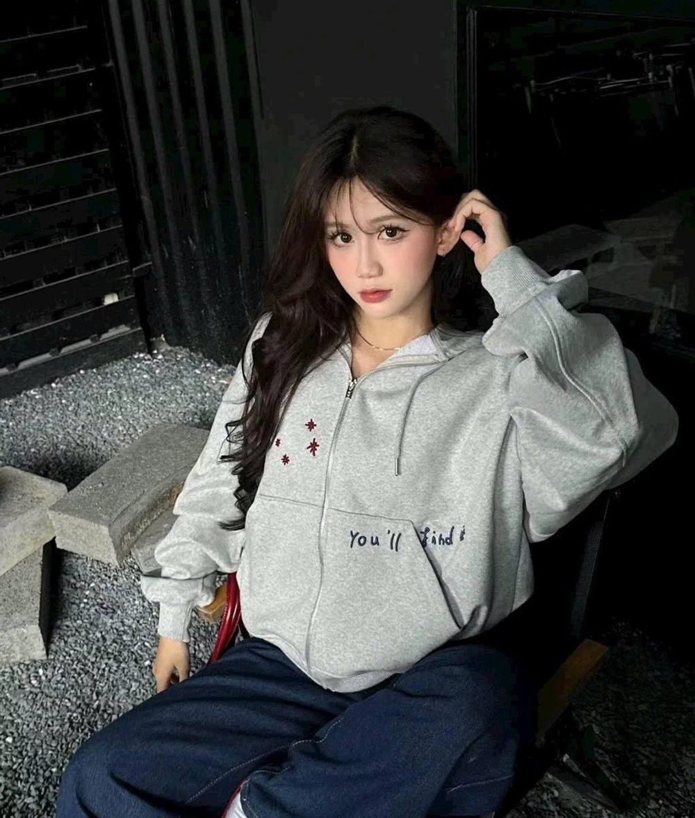 Áo Hoodie Nữ Khóa Kéo Form Boxy Màu Xám - Ảnh chi tiết 1