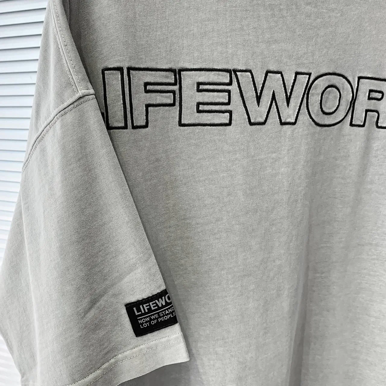 Áo Thun Life Work Màu Grey Logo Đen - Ảnh chi tiết 5