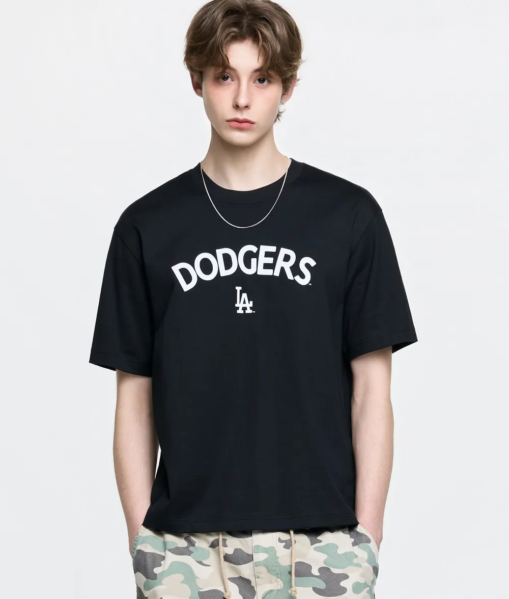 Áo Thun MLB LA Dodgers Lettering Logo Point Semi-Overfit Short-Sleeved Màu Đen - Ảnh chi tiết 9