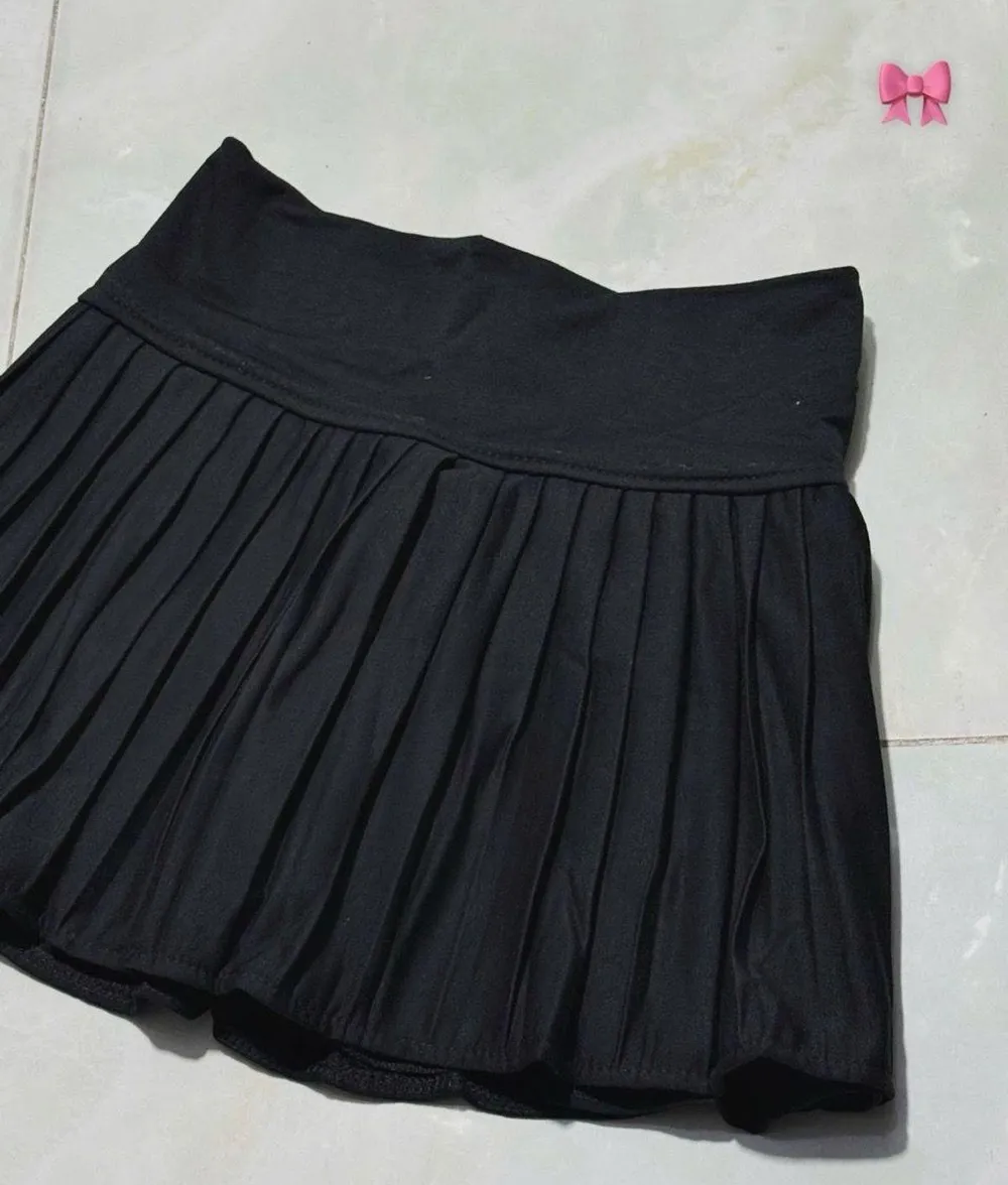 Chân Váy Xếp Ly Da Cá Màu Đen - Ảnh chi tiết 3